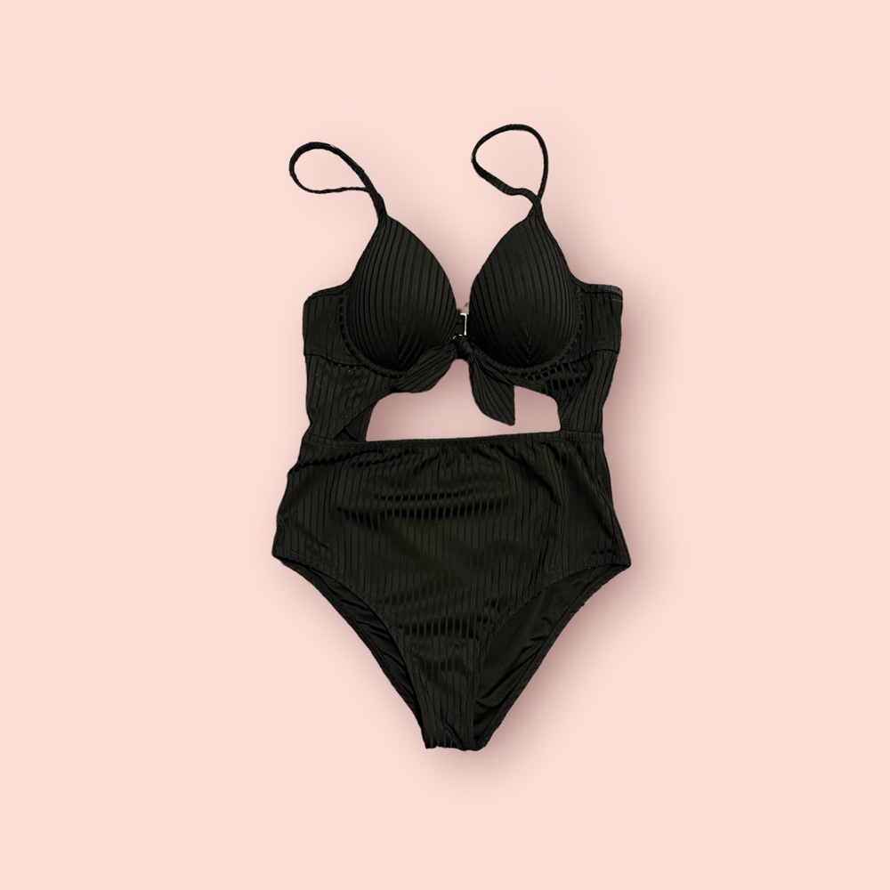 Black Shade & shore one piece sz 34B